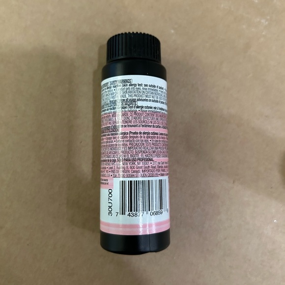 Redken shades eq gloss 5N, 05RB, 05C, and 06CB - Picture 6 of 9